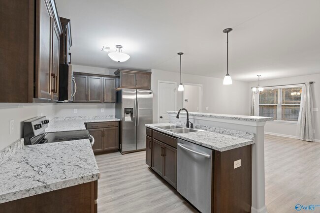 Foto del edificio - 118 Beaver Brook Pl