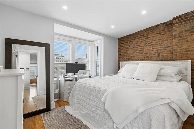 Foto del edificio - 159 Bennington St