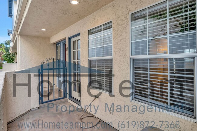 Building Photo - 2 BR/ 2 BA 1171 SQFT Coronado Townhome