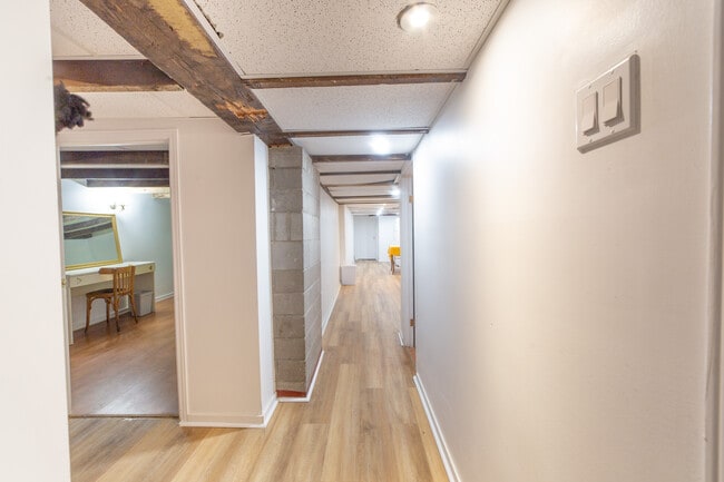 Building Photo - 3941 Rue Saint-Urbain