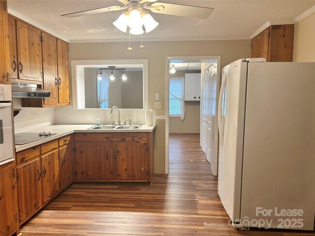 Foto del edificio - 234 Alf Hoover Rd