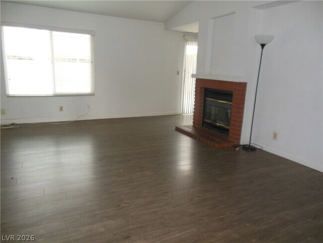 Foto del edificio - 7532 Parnell Ave