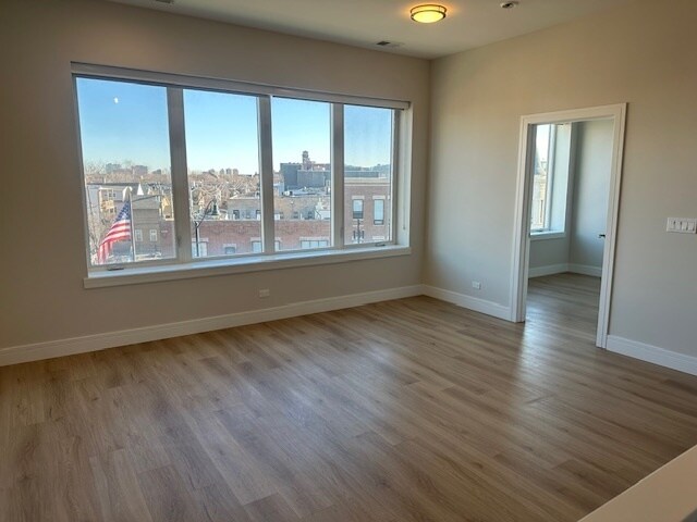 Foto del edificio - 4010 N Lincoln Ave