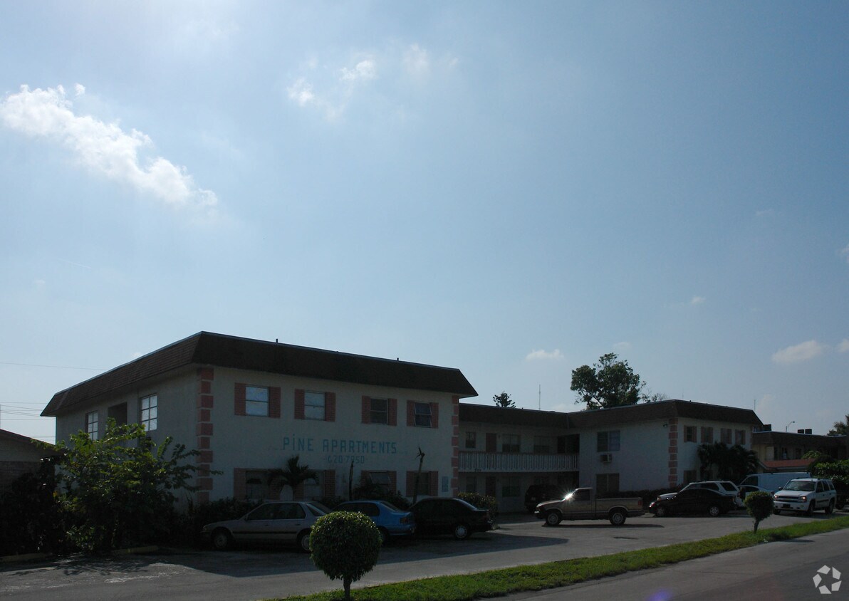 Foto del edificio - 2919 SW 68th Ter