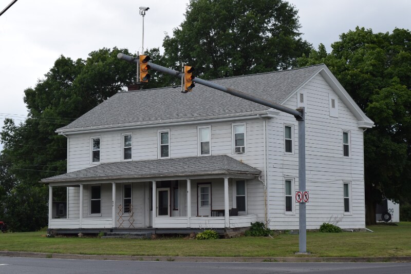 1059 Fairground Rd Unit Side 2, Lewisburg, PA 17837 Room for Rent in