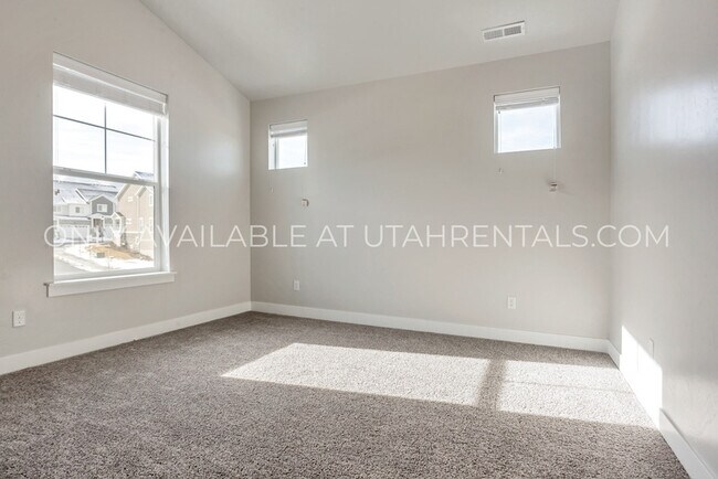 Building Photo - 14484 S Ronan Ln