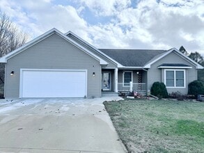 Building Photo - 1405 Emery Cir