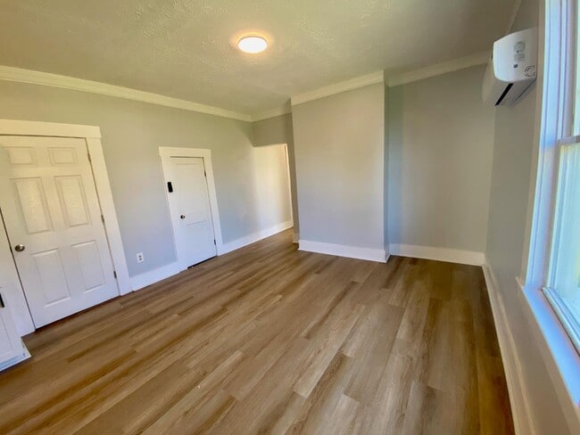 Photo - 1009 4th St Apartment