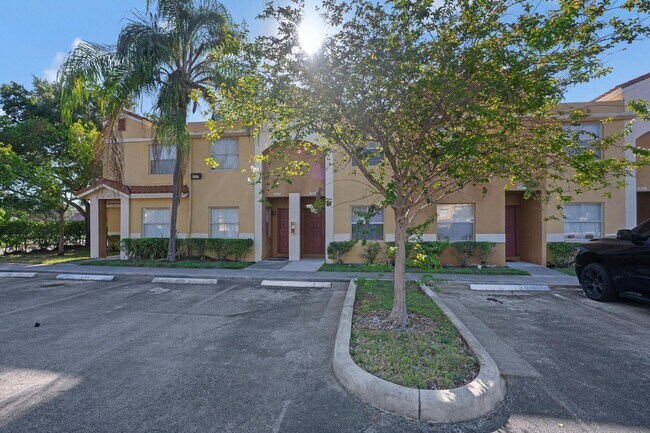 Foto del edificio - 4080 NW 90th Ave