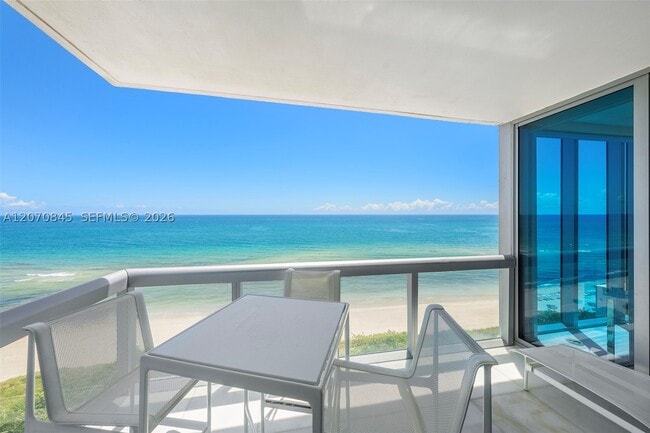 Building Photo - 6899 Collins Ave