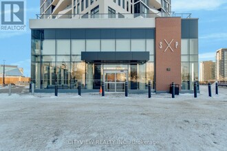 Building Photo - 25 Wellington St S