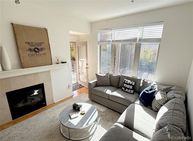 Foto del edificio - 2700 E Cherry Creek S Dr