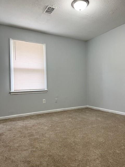 Building Photo - 845 White Oak Ct