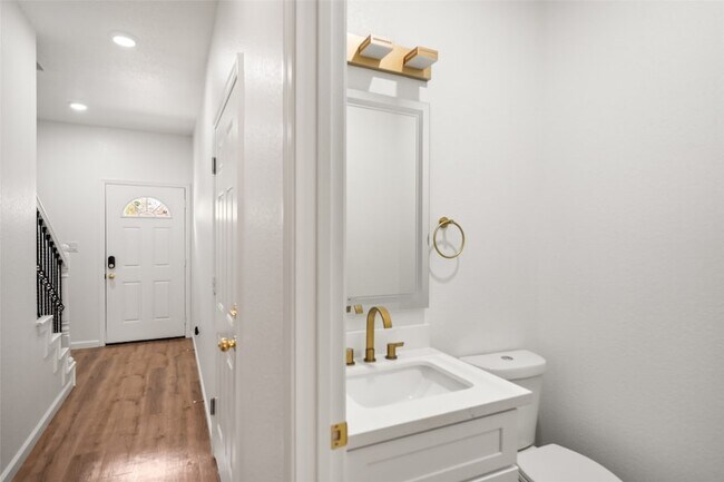 Foto del edificio - 6719 Roanoke St