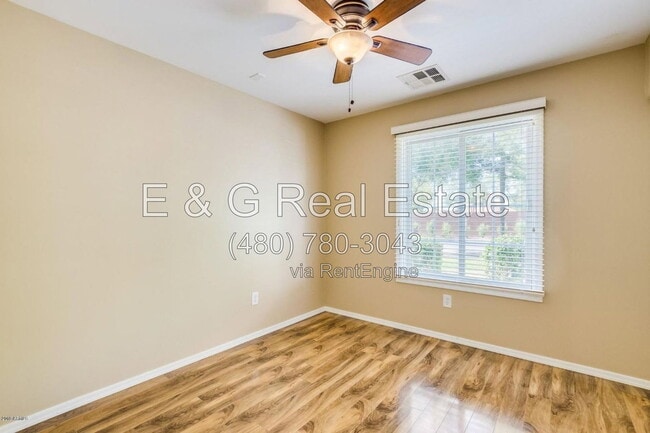 Building Photo - 3642 E Horace Dr
