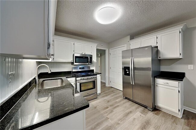 Foto del edificio - 5336 Muirwood Pl