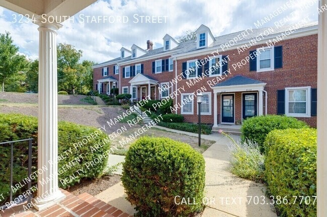 Building Photo - 3234 S Stafford St