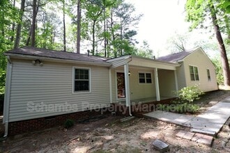 Building Photo - 5215 Deer Haven Dr