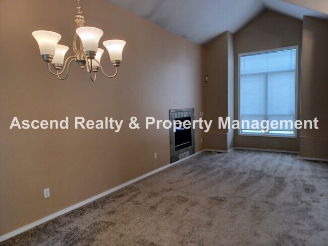 Foto del edificio - 3 Bed on CuldeSac Close to Intel, Orenco S...