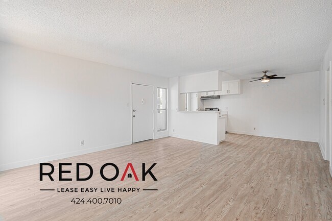 Foto del edificio - 700 Glenway Dr