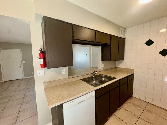 Foto del edificio - 3147 E Terra Alta Blvd