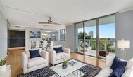 Foto principal - 2801 NE 183rd St