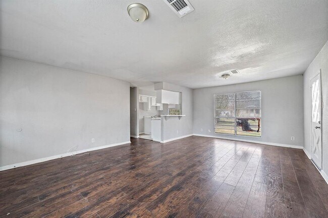 Foto del edificio - 3316 Texas Ave