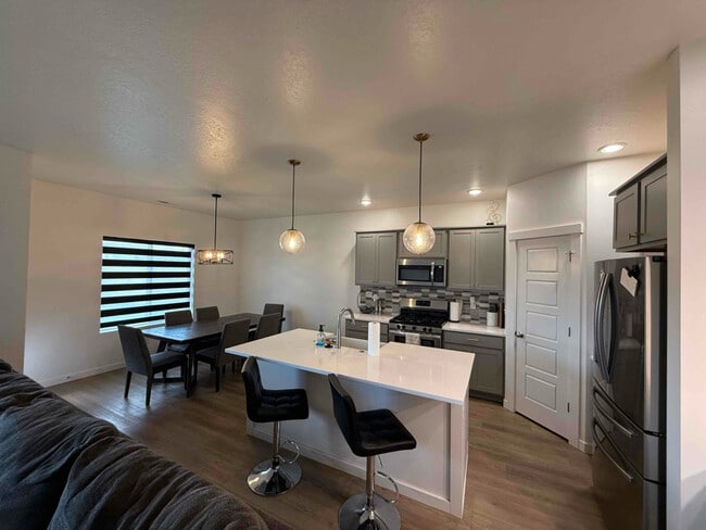 Building Photo - 7506 E Merganser Dr
