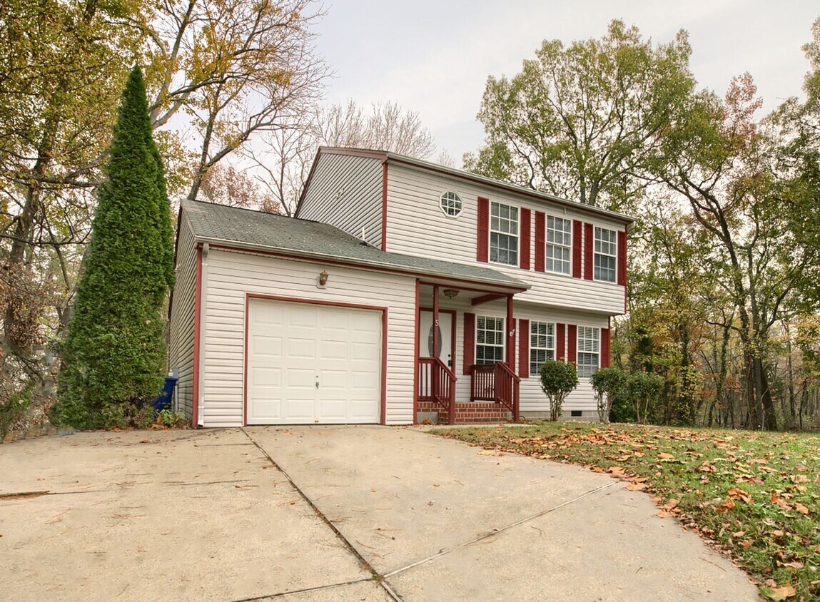 Foto principal - 5 Millicent Ct