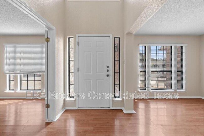 Foto del edificio - 716 Camp Fire Trail