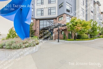 Building Photo - 1501 Tacoma Ave S