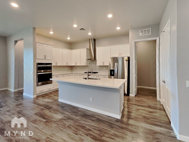 Foto del edificio - 12577 Huckleberry Oak Ave