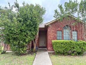 Building Photo - 13339 Fall Manor Dr