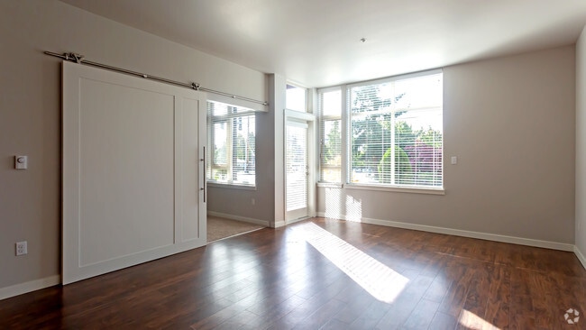 Interior Photo - MOTIF APTS