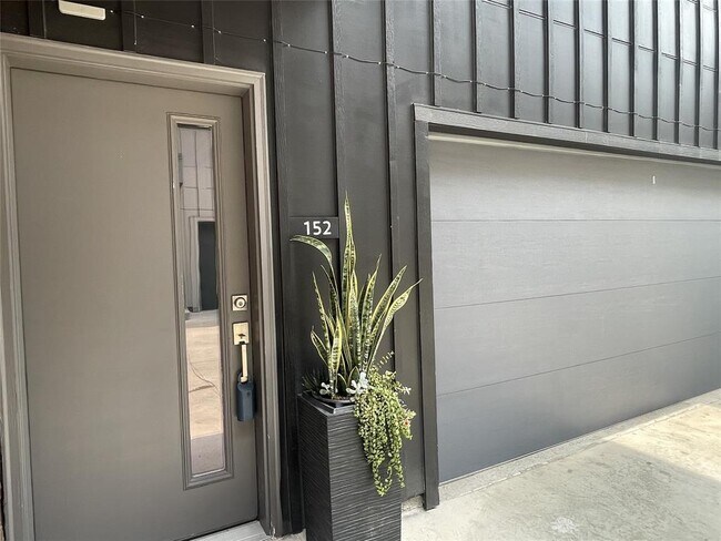 Foto del edificio - 5924 S Congress Ave