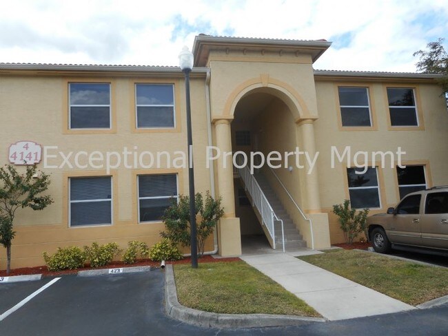 Building Photo - 4141 Bellasol Cir