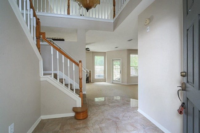 Building Photo - 27 N Spiral Vine Cir