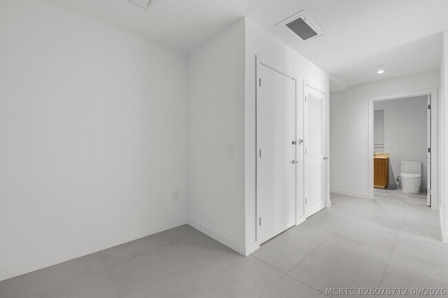 Building Photo - 1400 Biscayne Blvd