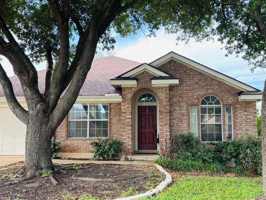 Foto principal - 8102 Lerwick Ln