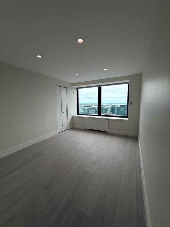 Building Photo - 85 E India Row
