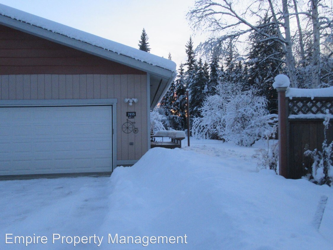 Foto principal - 2655 18th Ave