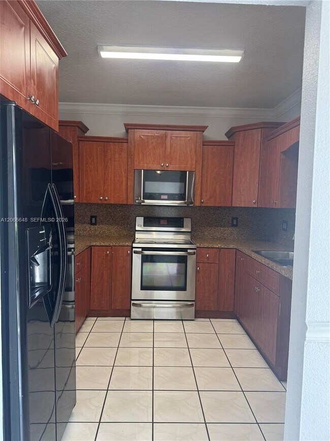 Foto del edificio - 8380 NW 103rd St