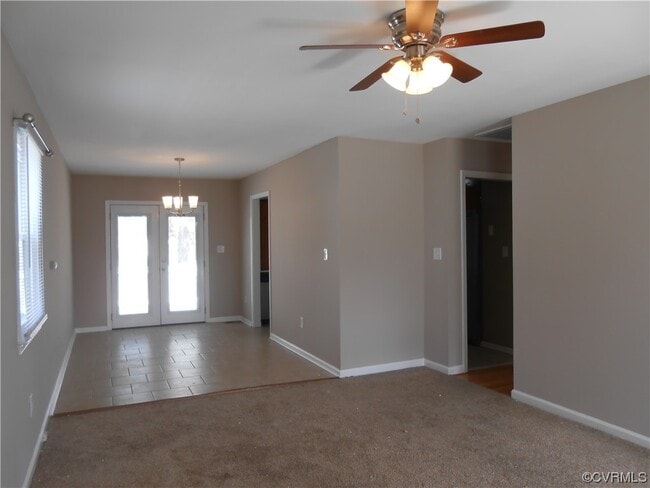 Building Photo - 218 Plumtree Ave