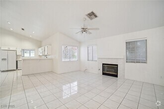 Building Photo - 1129 Broad View Ct