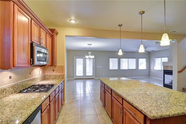 Building Photo - 953 Tafalla Ct