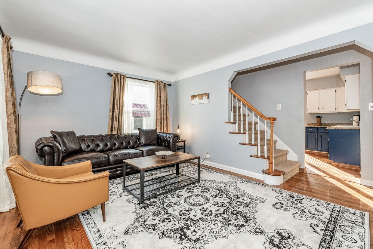 Foto principal - 1608 Whitcomb Ave