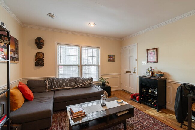 Foto del edificio - 1906 T St NW