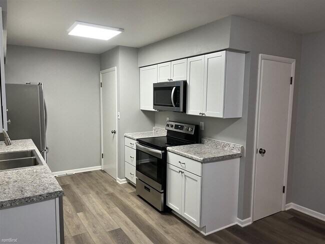 Building Photo - 3 br, 1 bath House - 2632 20th Ave N