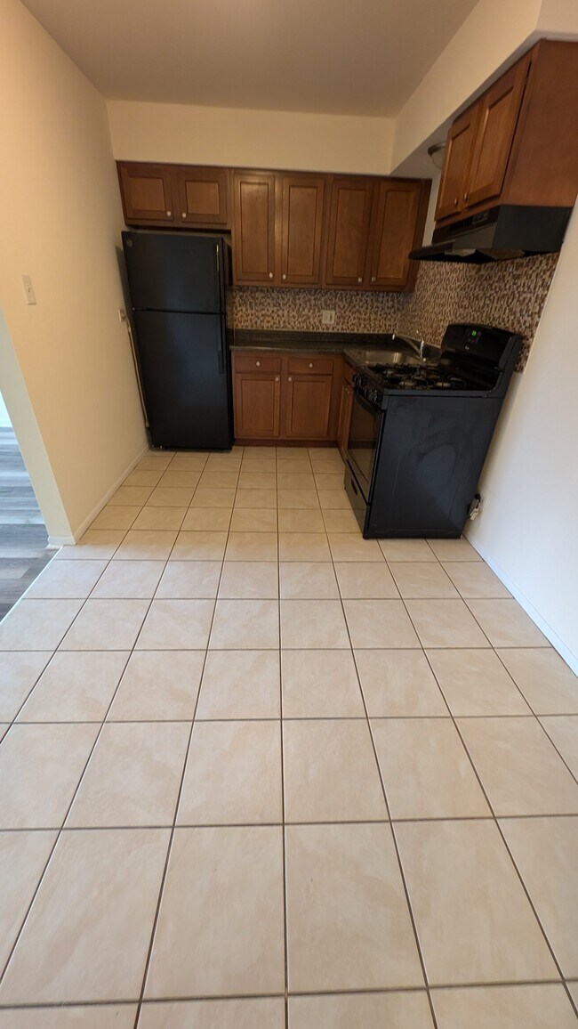 Foto del edificio - 8500 W 87th St
