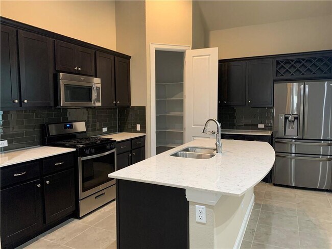 Foto del edificio - 6800 Caterina Cove
